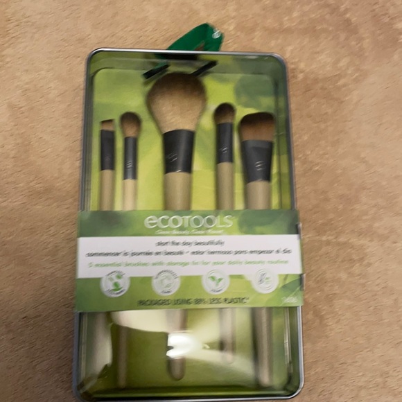 ecotools Makeup Ecotools Makeup Brushes Poshmark